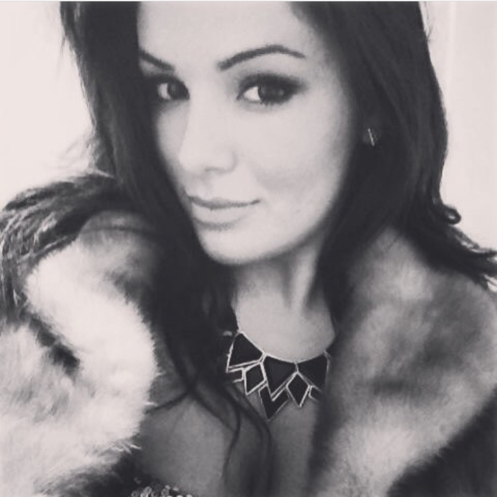 Meet your Posher, Vanessa